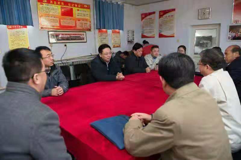 陈飞市长莅临山东精东影业传媒APPV16参观调研