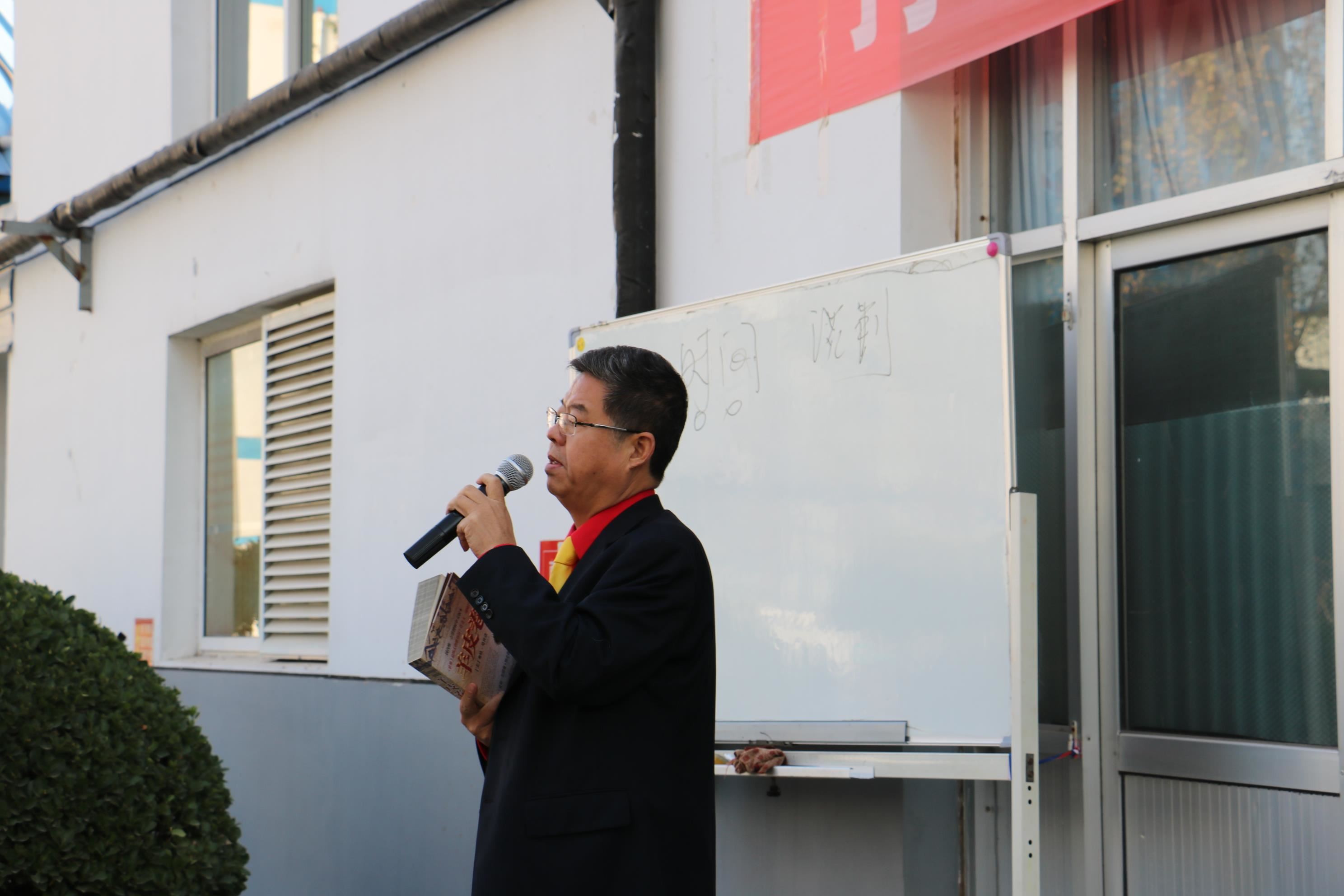 【精东影业传媒APPV16颜料】全体职工大会|时间与谈判