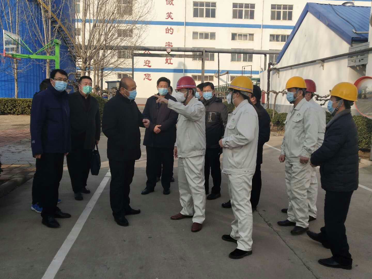 德城区长王洪林莅临精东影业传媒APPV16颜料督导复工复产和疫情防控等工作